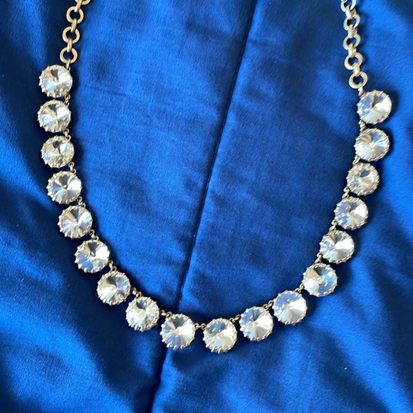 NWT Lustrous J. Crew Rivoli Rhinestone Gold Tone Prong Set Statement Necklace - Picture 4 of 8